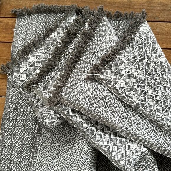 World Market Cocoa & White (4) Placemats - Picture 3 of 4